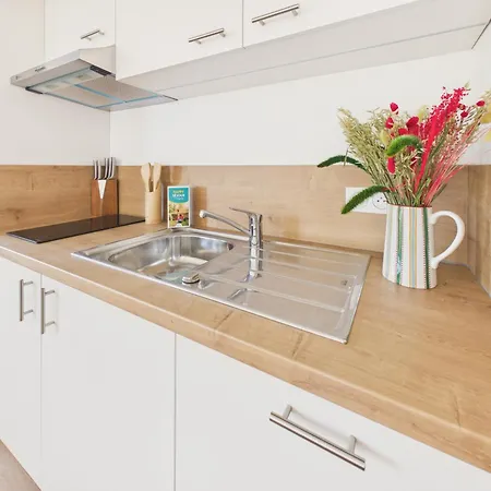 Apartment Le Shortboard - Pour 3 - Piscine Commune *